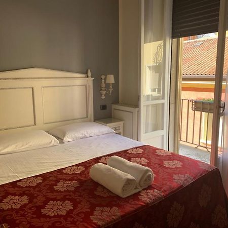 Notti Sull'Adige Hotel Verona Bagian luar foto