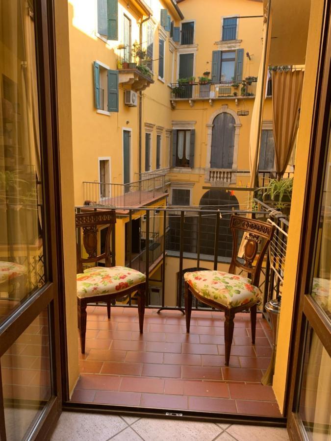 Notti Sull'Adige Hotel Verona Bagian luar foto