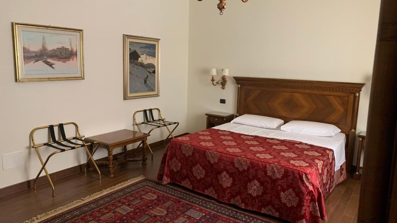 Notti Sull'Adige Hotel Verona Bagian luar foto