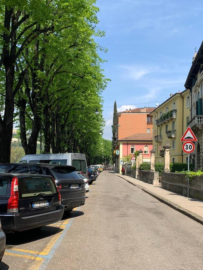 Notti Sull'Adige Hotel Verona Bagian luar foto