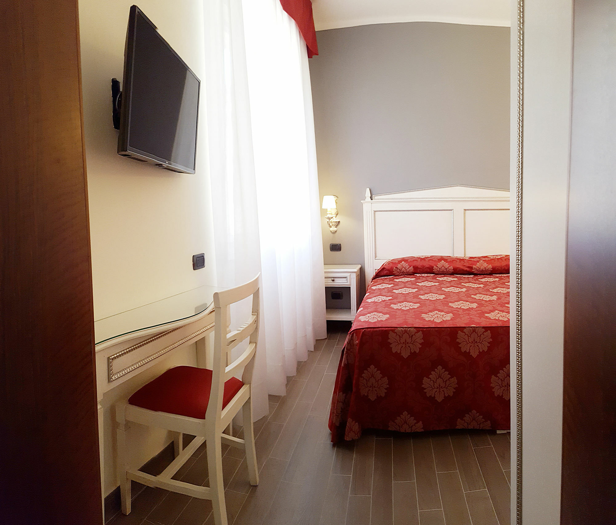 Notti Sull'Adige Hotel Verona Bagian luar foto